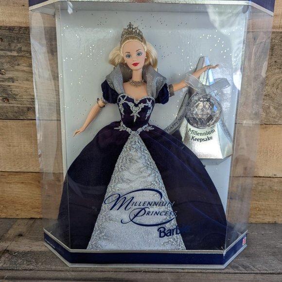 Vintage 1999 Millenium Princess Barbie / Special Millenium Edition - Picture 1 of 6